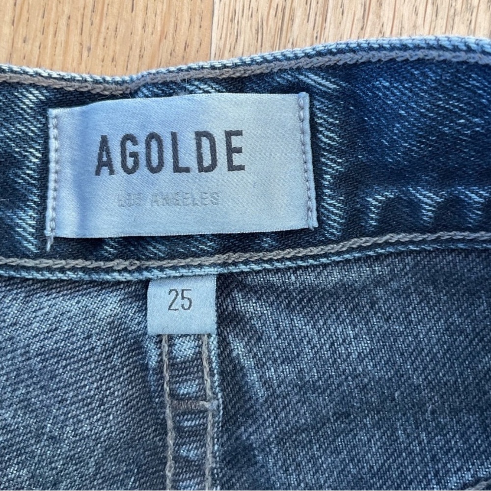 Agolde Riley High Rise Straight Crop Jeans in Fade Gray - Picture 4 of 6